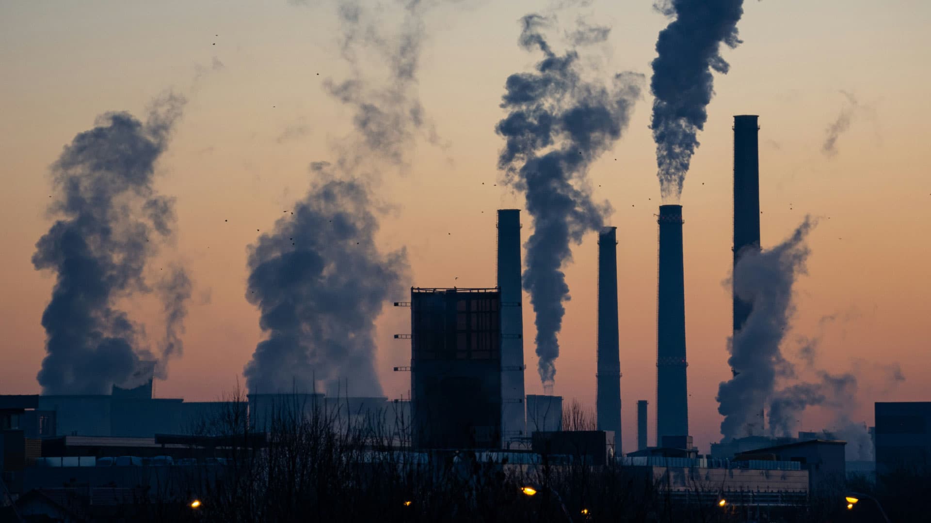 Global carbon emissions from fashion